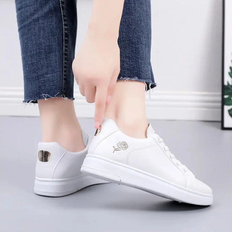 Tênis Branco Casual Feminino Ortopédico - Maisa
